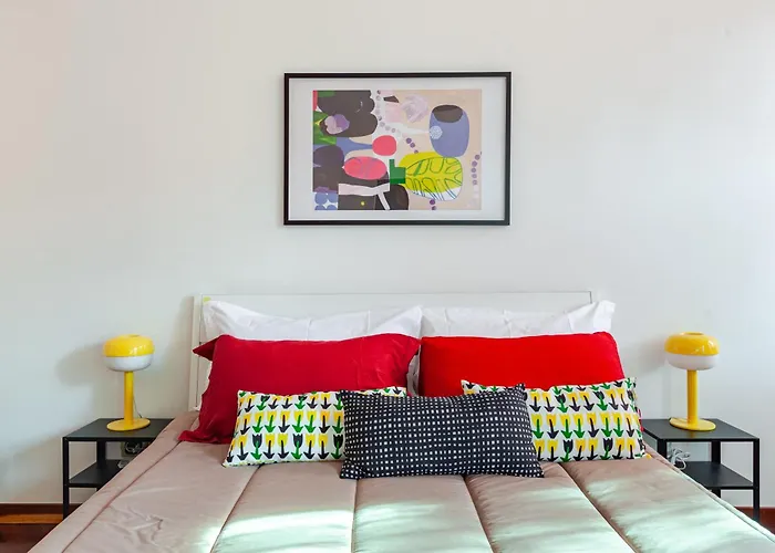 Modern & Cozy Double Rooms, Private Bath Wifi Ac Rom