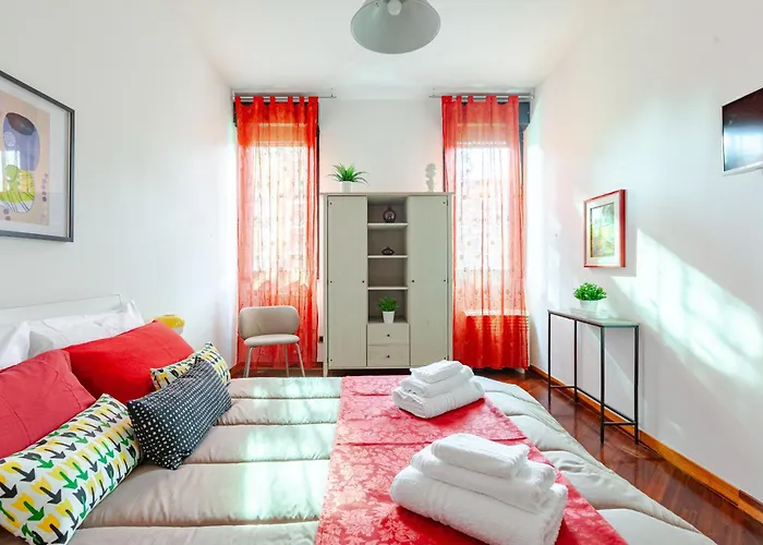 Modern & Cozy Double Rooms, Private Bath Wifi Ac