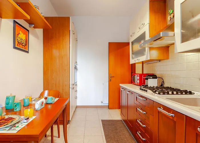 Modern & Cozy Double Rooms, Private Bath Wifi Ac Rum i privatbostad *