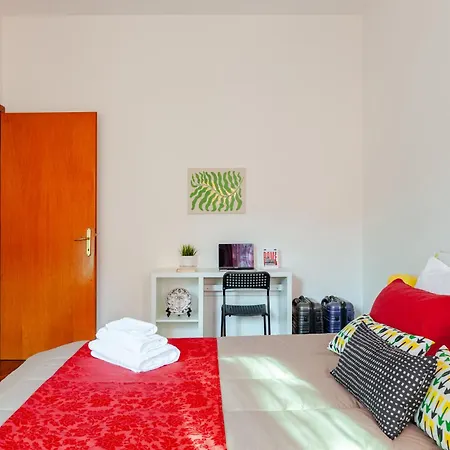 Modern & Cozy In Rome, 2br, Wifi Ac Pensión